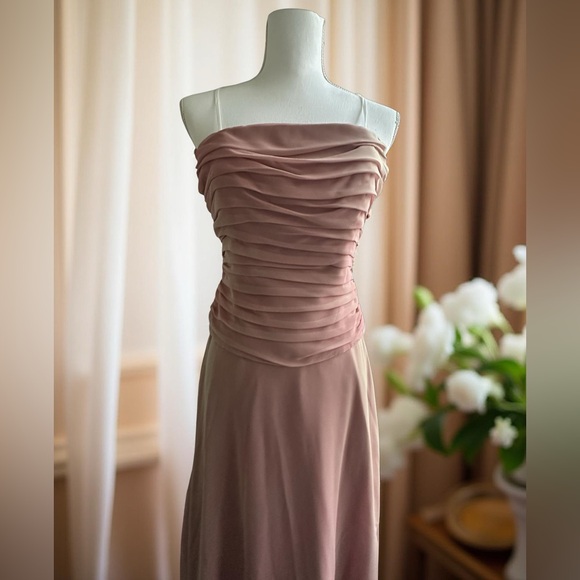 Michaelangelo Dresses & Skirts - Dusty Rose elegant evening gown.